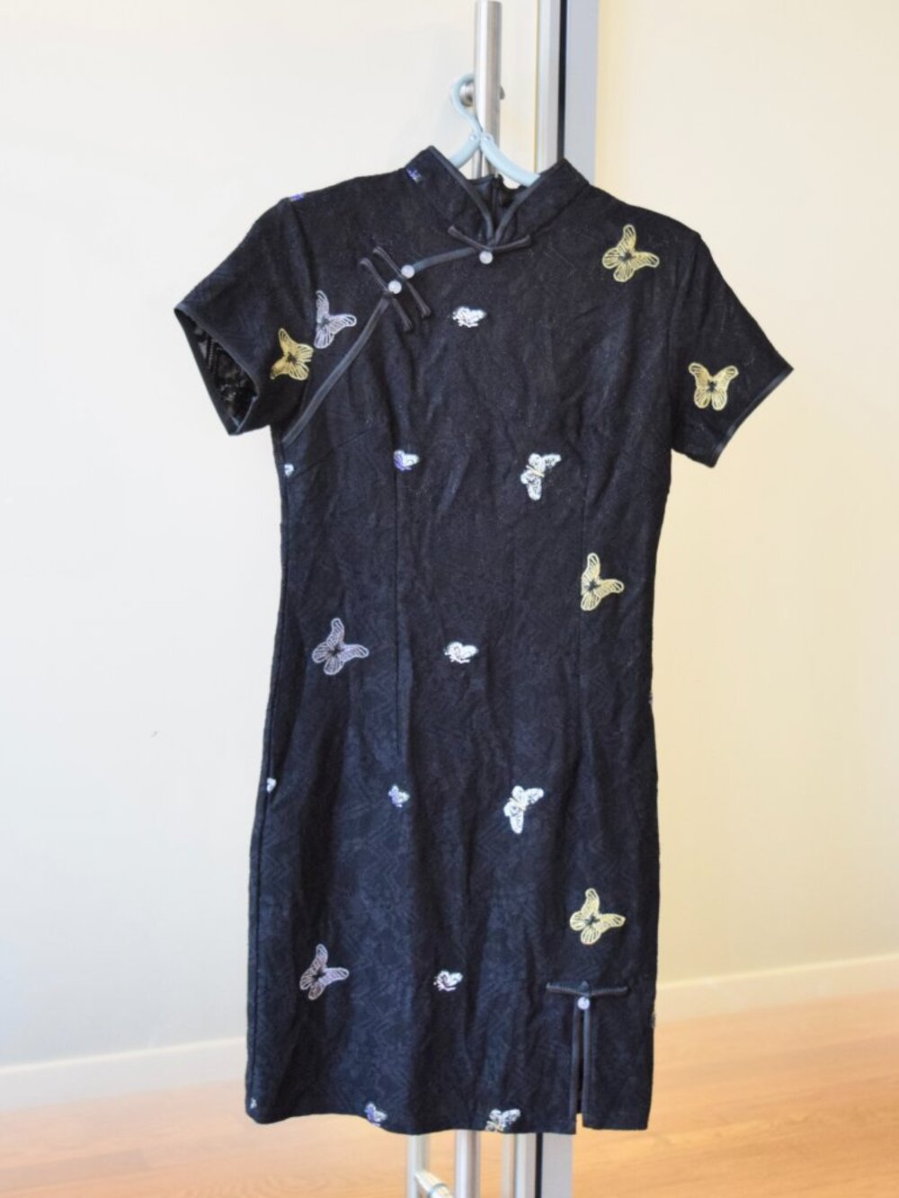Black Lace Butterfly Embroidered Qipao Mini Dress